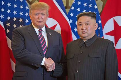 "Tu país tiene un potencial económico tremendo, va a tener un futuro tremendo y yo voy a ayudar", dijo Trump al líder de Corea del Norte