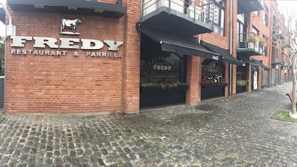 En Fredy hay costillitas de cordero y de cerdo, ¿cuáles elegís?