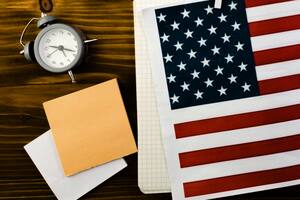 ¿Qué ocurre si vence mi estatus en EE.UU. y el Uscis no responde mi cambio?