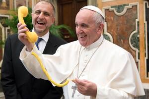 En general, llamaba cerca del mediodía, hora argentina, cuando en Roma eran las 16 o las 17, según el momento del año