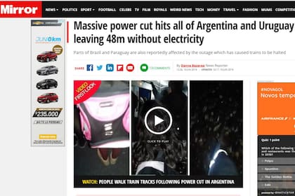 En Gran Bretaña, Mirror ilustró su nota sobre el apagón en Argentina y Uruguay con un video