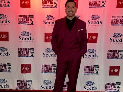 En Guadalajara, sus nuevos objetivos incluyen comprar una casa en Rosarito para recibir visitas, viajar a España y contribuir a generar recursos para otros migrantes