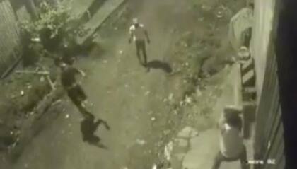 En Guayaquil, un albañil se defendió con bloques de construcción para evitar ser asaltado