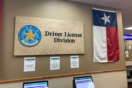 En Houston, cada oficina ofrece un número limitado de citas para el mismo día y cupos en modalidad de espera para agilizar el trámite