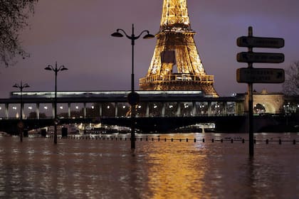 París bajo el agua por el desborde del Sena