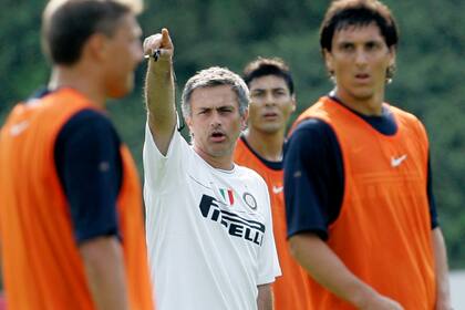 En Internazionale, con Mourinho, uno de los entrenadores que marcó a Burdisso