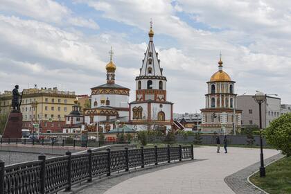 En Irkutsk, la curiosa arquitectura de la Catedral Epifanía del Señor