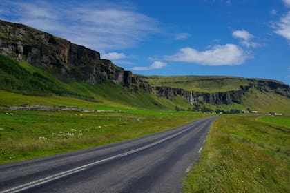 En Islandia el combustible cuesta el doble que en la Argentina.