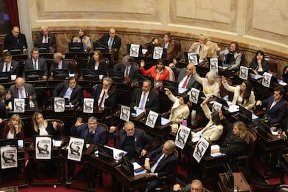 En julio, el Congreso convirtió en ley un proyecto sobre mejoras para las jubilaciones, que fue vetada luego por el Poder Ejecutivo