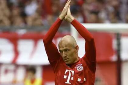 En junio del año pasado, Robben se despidió de Bayern y anunció que se retiraba de la actividad; pasó sólo un año sin fútbol y decidió regresar.