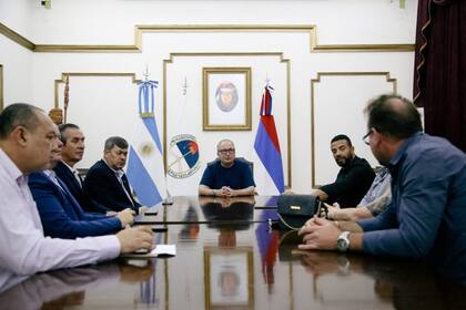 En junio pasado, el gobernador Passalacqua recibió a los empresarios brasileños del grupo UPP Corporation, que operan tres ingenios en Brasil. Pero al final las charlas no prosperaron