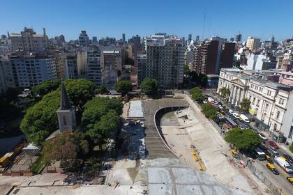 La renovación de la plaza está cargo de la empresa Lamp Investment, que invertirá $76.789.664