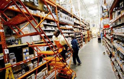 Home Depot tiene una variedad de servicios gratuitos para los clientes: desde asesoramiento con especialistas, hasta talleres presenciales y online
