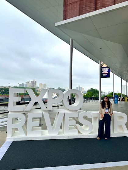 En la 24° edición de Expo Revestir, nuestra enviada especial Camila Blousson recorrió las novedades y tendencias presentadas en la feria que se hace año tras año.