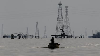 En la actualidad, la industria petrolera venezolana produce un tercio de lo que producía hace 25 años