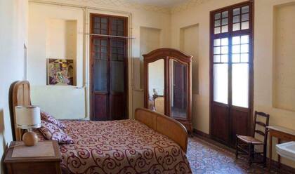 En la actualidad las habitaciones del hotel se convirtieron en departamentos chicos que se pueden alquilar.