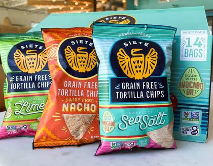 En la actualidad, los productos de Siete Foods se venden en todo EE.UU. en los principales minoristas