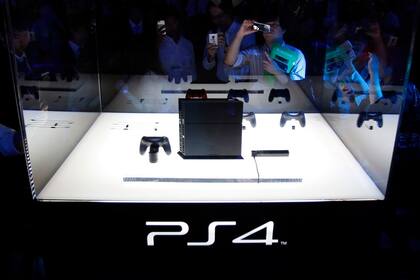 En la apertura oficial de la CES, Sony anunció que su consola PlayStation 4, lanzada en noviembre, vendió unas 4,2 millones de unidades en 2013