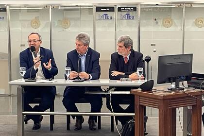 En la Bolsa de Cereales porteña se firmó el acta con ambas entidades
