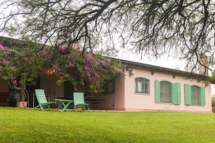 En la casa principal hay lugar para 14 personas.