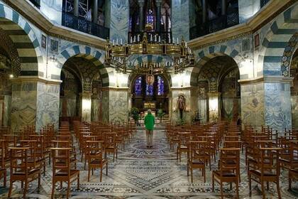En la catedral de Aachen también descansan los restos de Carlomagno