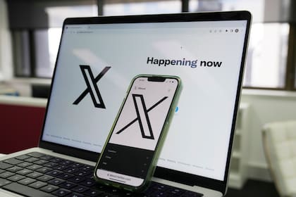 En la computadora de su novio, Milagros encontró decenas de capturas de pantalla de chicas conocidas sacadas de redes sociales