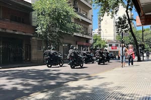 En la cuadra en la que ocurrió la entradera, se advirtió presencia policial.