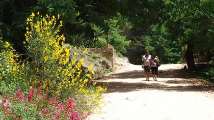 En la cumbrecita discuten hoy si deberán limitar el ingreso de turistas