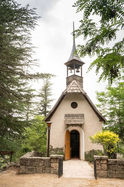 En La Cumbrecita hay una iglesia ecuménica que homenajea a los pioneros.