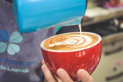 En la Escuela Gourmet Marcos de Lauretis ofrecen cursos originalísimos, como el de arte latte