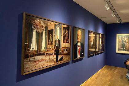 En la exposición realizada en el Museo Kunsthalle de Múnich también puede verse una fotografía del duque de Baviera en solitario
