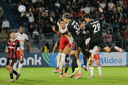 En la ida, River se impuso a Bragantino por 1 a 0 como visitante con gol de Lucas Martínez Quarta, que este miércoles no jugará