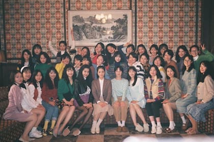 En la imagen, el elenco principal del drama Snowdrop, en el que Park Soo Ryun actuó junto a Jisoo, de Blackpink