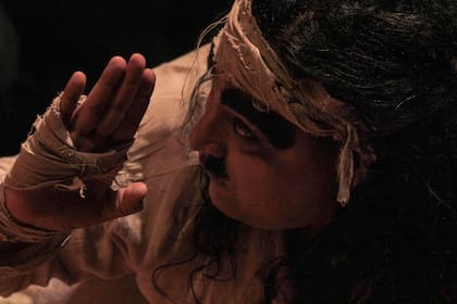 En La lechera, espectáculo que se presentó en Buenos Aires, Barby Guamán hacía de varón