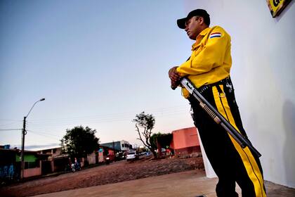 En la localidad de Pedro Juan Caballero es común la presencia de fuerzas de seguridad y personal de agencias privadas