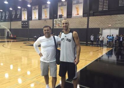 "En la NBA, antes de cada práctica, les llevábamos donas a Tim Duncan y Kevin Willis"