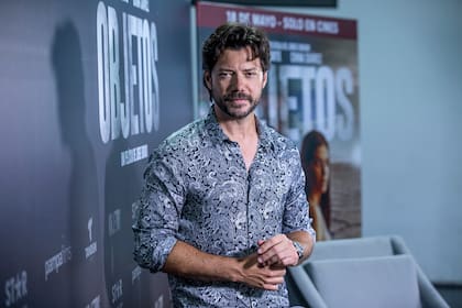 En la nueva Nueve reinas, Alvaro Morte hará el papel que inmortalizó Ricardo Darín.