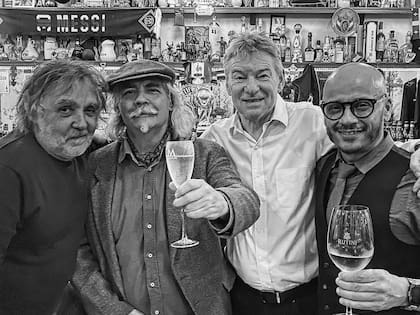 En La Petanque con Brucco y Pascal