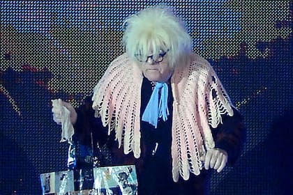 Antonio Gasalla aprovechaba los minutos junto a Susana Giménez para repasar algún hecho saliente en la vida de la diva y comentar hechos curiosos de la actualidad