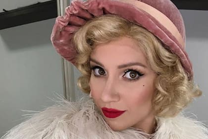 En la piel de su personaje en el musical Sugar, que estrenara en nuestro país Susana Giménez y, décadas después, hiciera Griselda Siciliani