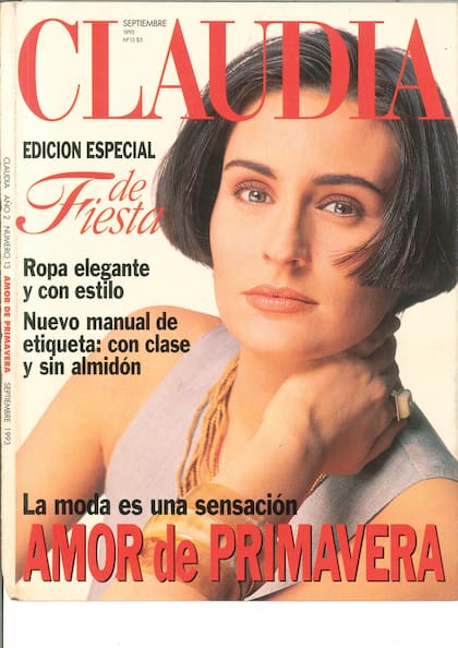 En la portada de una revista de 1993. Su metro setenta y seis, su corte de pelo garçon y su simpatía la convirtieron en una modelo internacional siendo adolescente. 