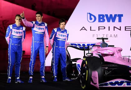 En la presentación del equipo Alpine en febrero pasado: Piastri aparece como piloto de reserva de Esteban Ocon y Fernando Alonso, pero pronto ya tomará vuelo propio
