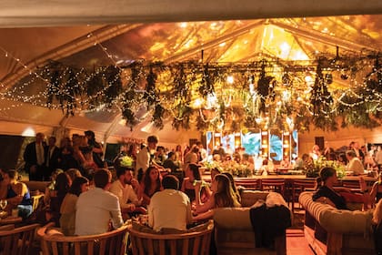 En la quinta de Tigre en donde se realizó la fiesta, se montó una carpa inmensa para los invitados