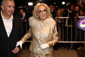 Mirtha Legrand, Teté Coustarot, Nacha Guevara y Thelma Biral, en la emotiva fiesta de reapertura del Regina