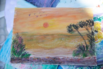 En la residencia, entre la oferta de actividades, se cruzó con un taller de pintura