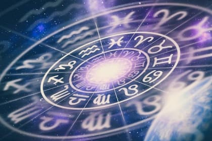 En la rueda zodiacal, hay tres signos de cada uno de los elementos