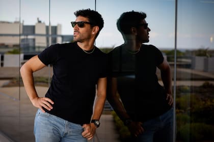 "En la secundaria, todos los años había unas olimpíadas y yo siempre elegía las de teatro: producía y actuaba cada obra", repasa Juan Ingaramo