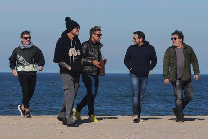 En la tarde del sábado pasado, Marcelo y su círculo rojo (integrado por el Relaciones Públicas Leo Mateu, su primo El Tirri, Hernán De Laurente y Lautaro Mauro) bajaron a la playa de Guanahani, en la zona de la boya petrolera, para tomar mate frente al mar.