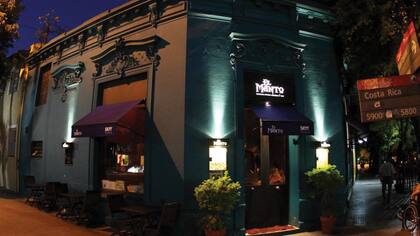 En la terraza de El Manto también se pueden degustar sus sabores de la cocina armenia