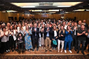 En la última cumbre de Pro en el Hotel Abasto, Macri le pidió a su tropa que se aliste para competir